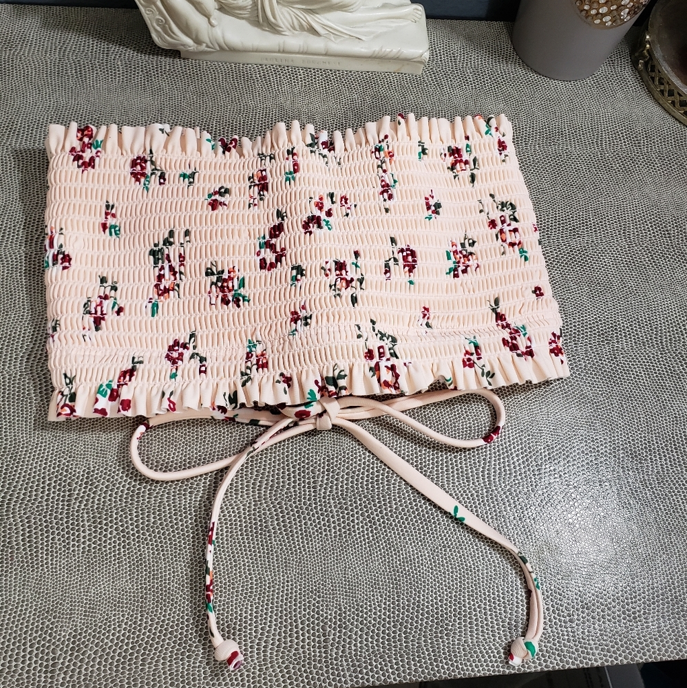 Bikini Top Ruched swimsuit top size M